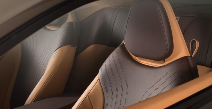 Entretien auto : protéger le cuir neuf de sa voiture pour qu&rsquo;il dure 10 ans